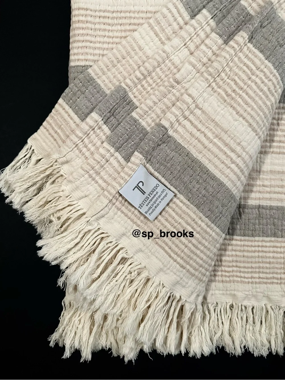 🎁Texteis Penedo Throw Blanket - Gray and Tan Stripe Pattern -Cotton Mixed Stripe